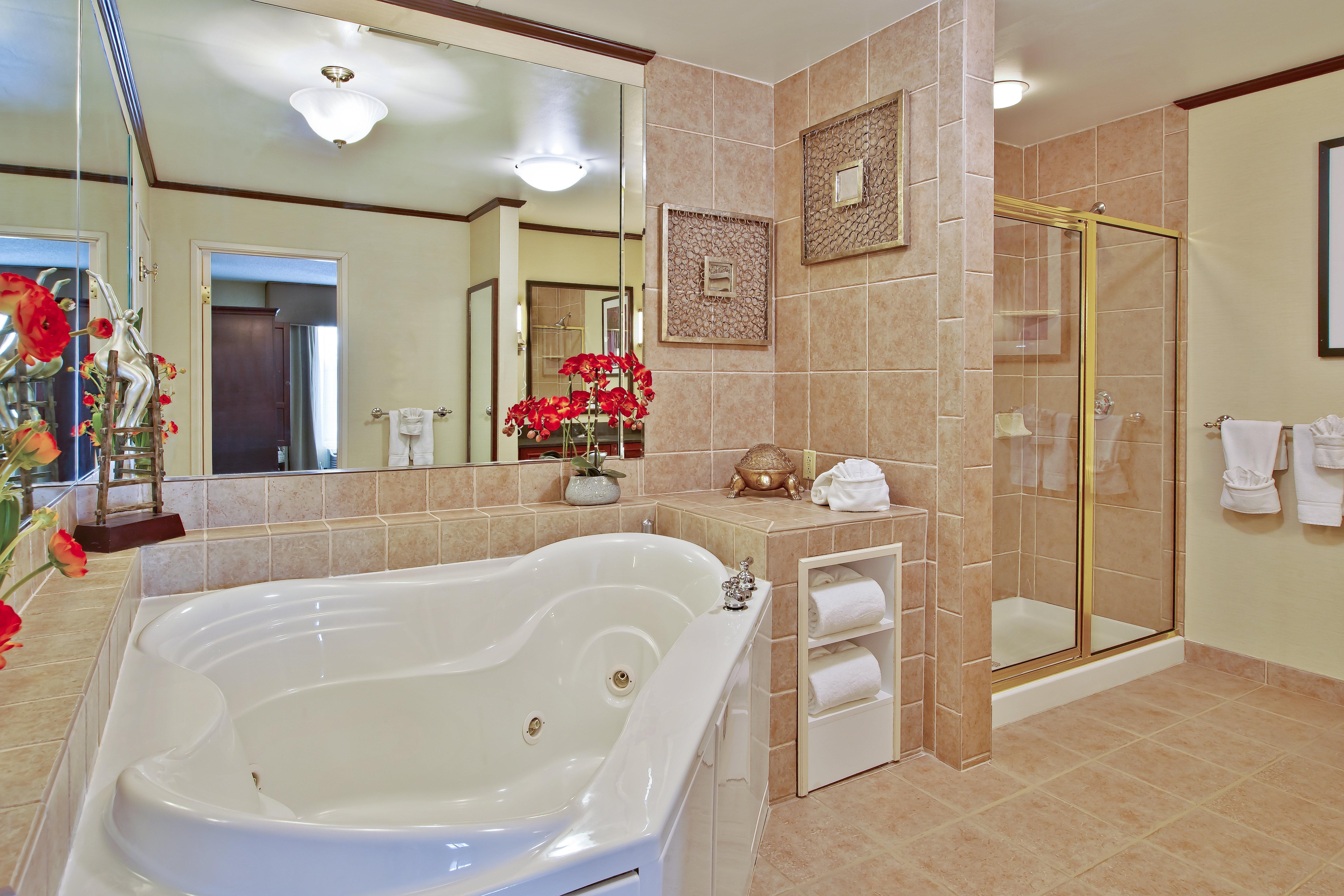 Express & - Sharon-hermitage By Ihg Hotel West Middlesex