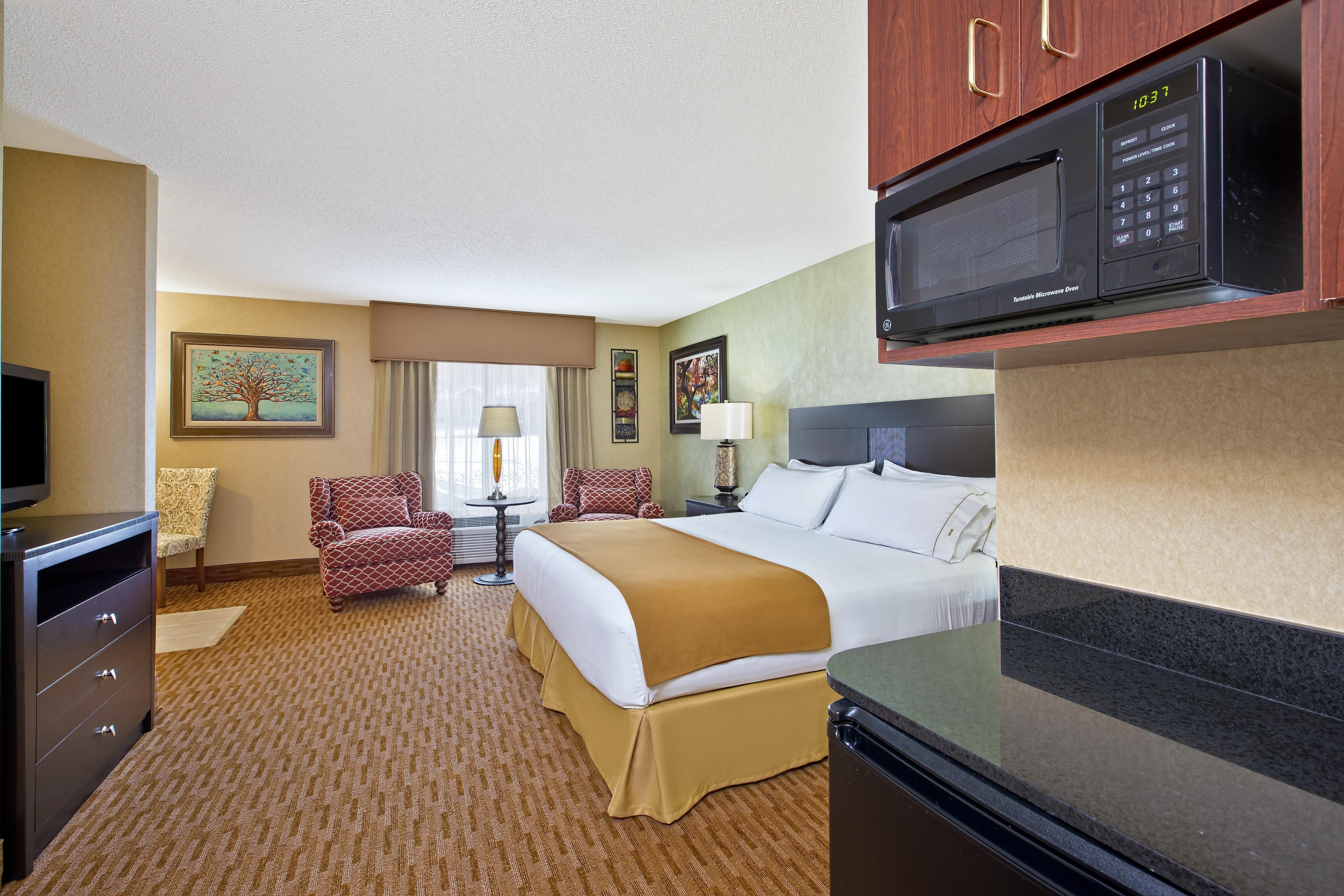 Hotel Express & - Sharon-hermitage By Ihg West Middlesex